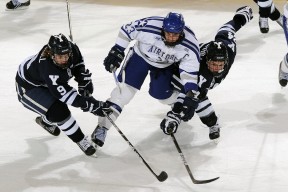 开云平台-范戴克一锤定音，当墨西哥高原雄鹰遇上北欧维京铁壁