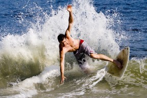 开云体育世界杯-深圳布克单骑破天山，当个人英雄主义撕碎体系铁幕