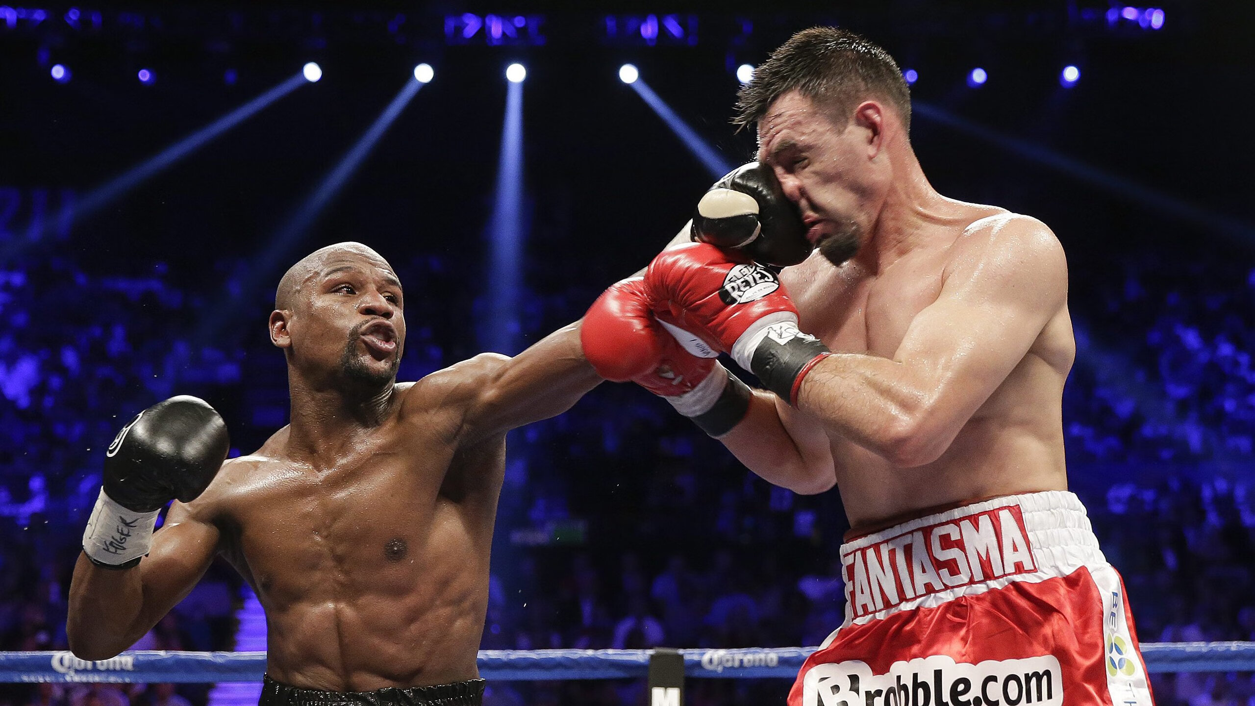 贝恩化身暗夜狙击手,勇士火力全开压制黄蜂