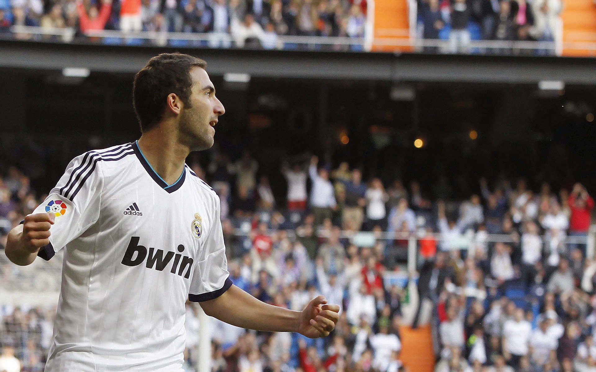 西甲德比与NBA狂飙，当足球的优雅遇上篮球的暴力美学